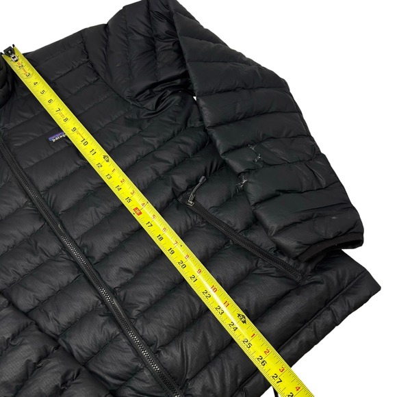 Patagonia Men's M Black Down Sweater Puffer Jacket Full Zip *Flaw Sleeve* 84674 - Picture 3 of 8